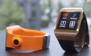 Gadgets - Samsung Glaxay Gear Smartwatch