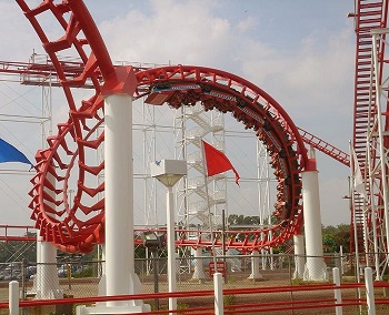 Virtual Reality - Roller Coaster at Six Flags